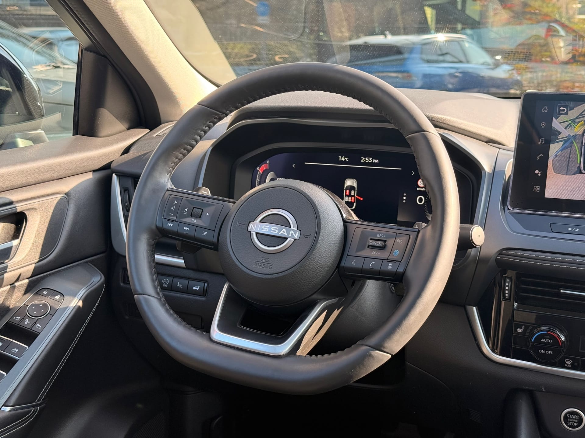 Nissan QASHQAI 1.3 MHEV Xtronic Premium l H.U.D l 360 l Pano l Parelmoer lak afbeelding 11