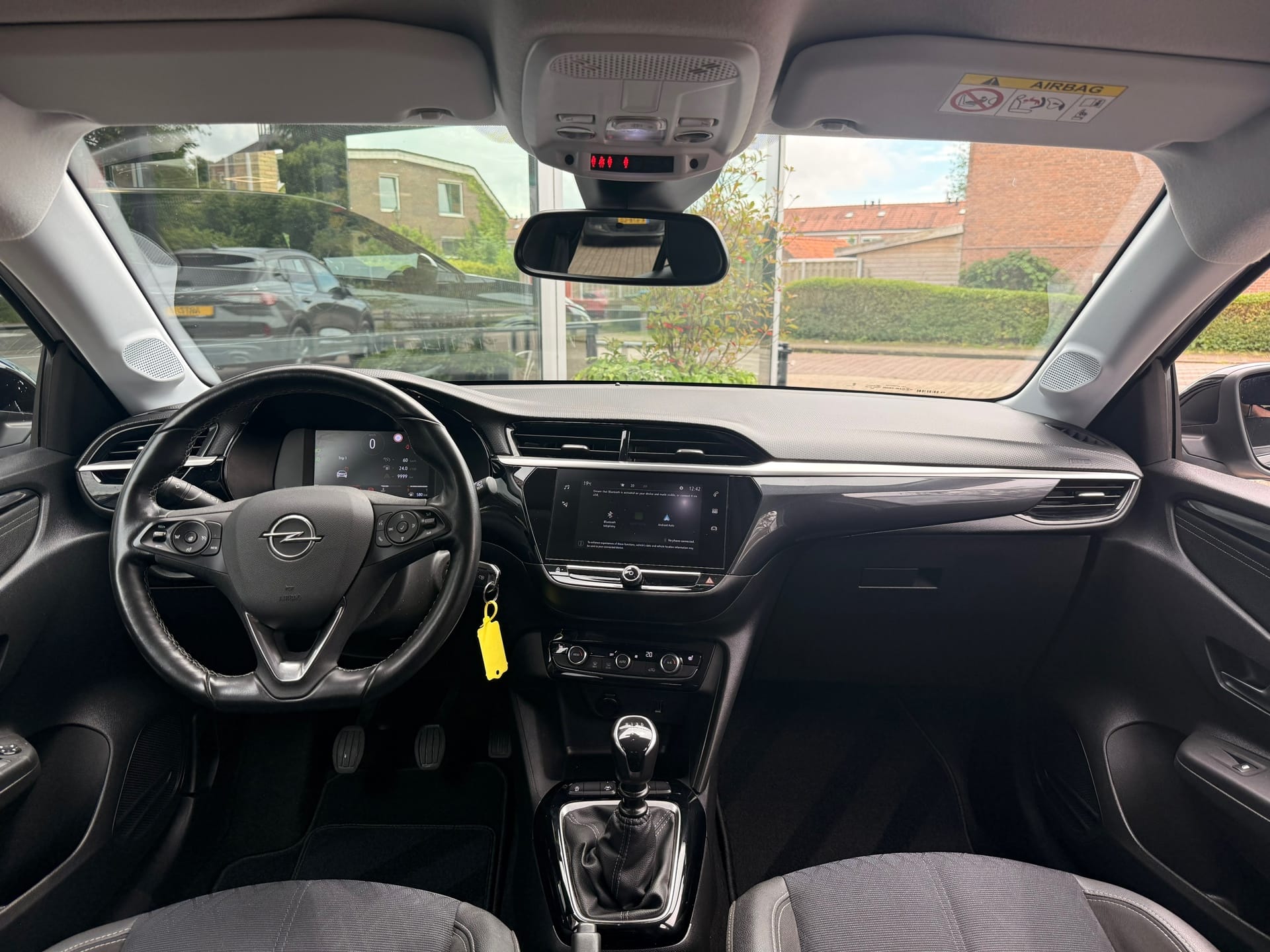 Opel Corsa 1.2 Elegance 100 PK l LED l Blind-Spot l Carplay l Winter pack afbeelding 4