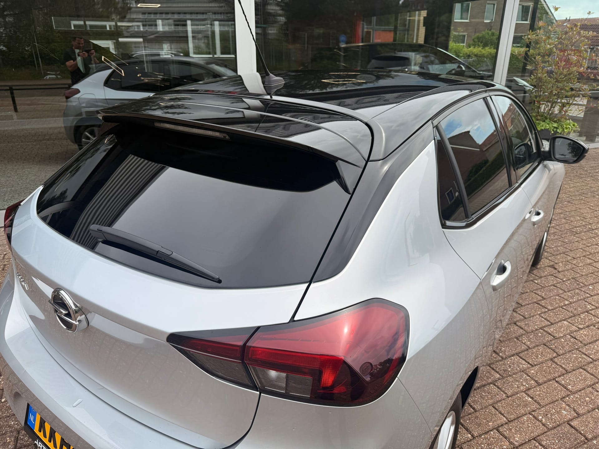 Opel Corsa 1.2 Elegance 100 PK l LED l Blind-Spot l Carplay l Winter pack afbeelding 9