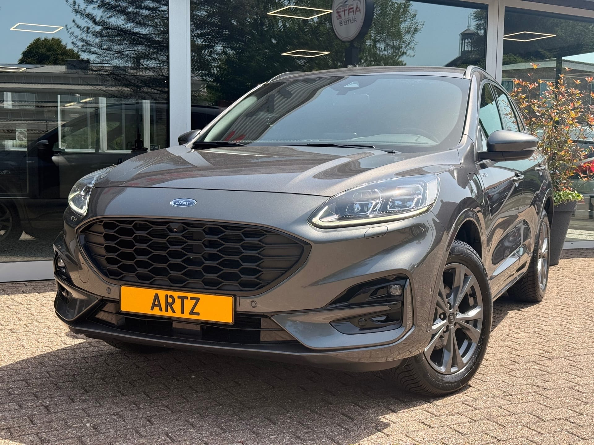 Ford Kuga 2.5 PHEV 225 ST-line X l B&O l LED l Winterpack afbeelding 3