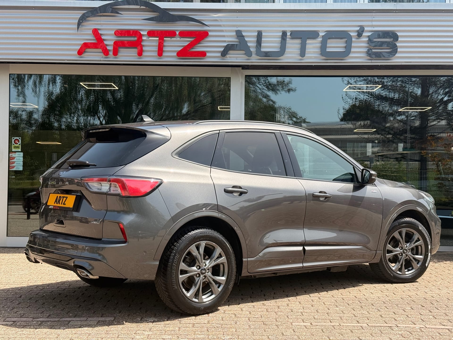 Ford Kuga 2.5 PHEV 225 ST-line X l B&O l LED l Winterpack afbeelding 4