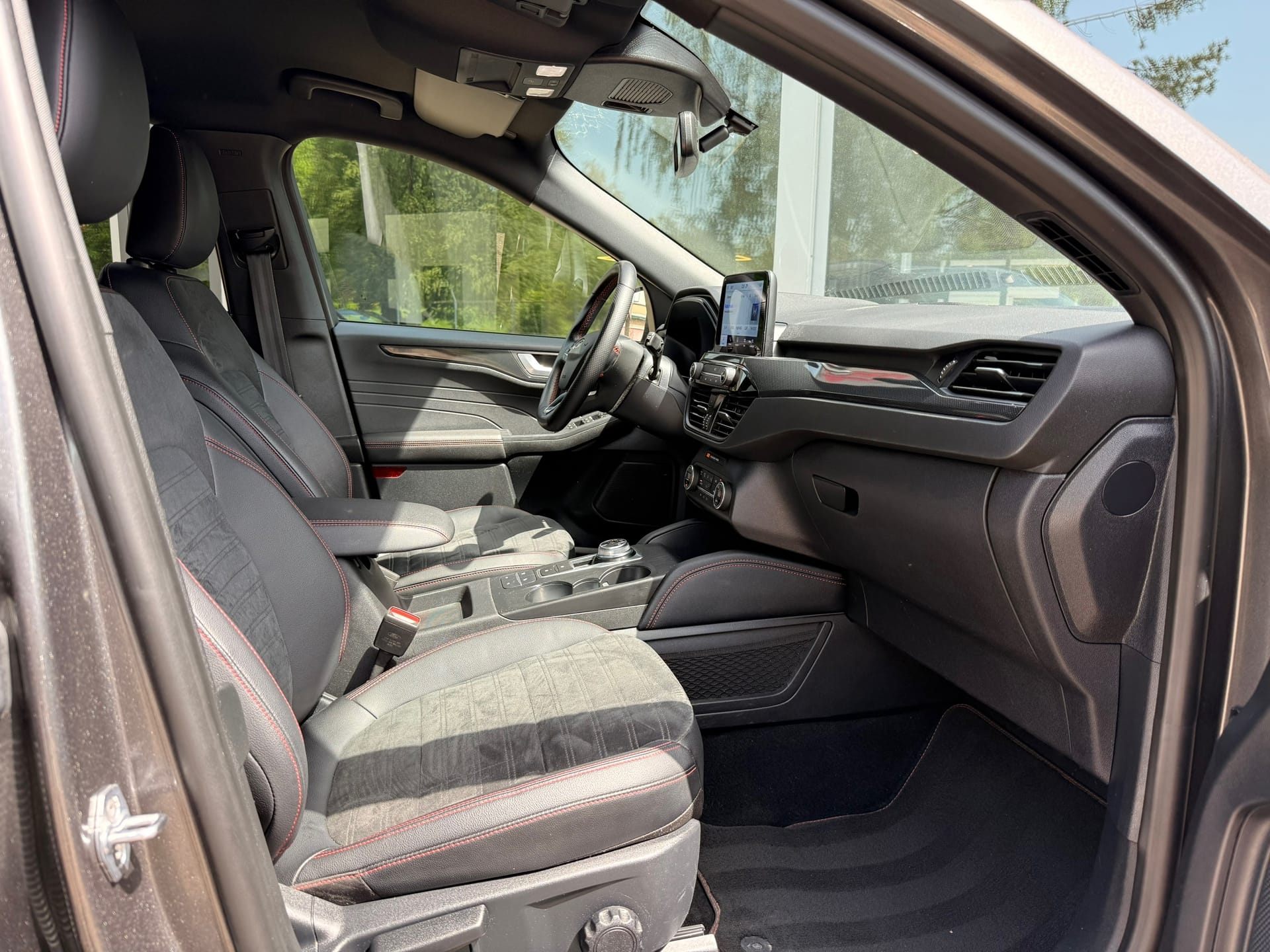 Ford Kuga 2.5 PHEV 225 ST-line X l B&O l LED l Winterpack afbeelding 6