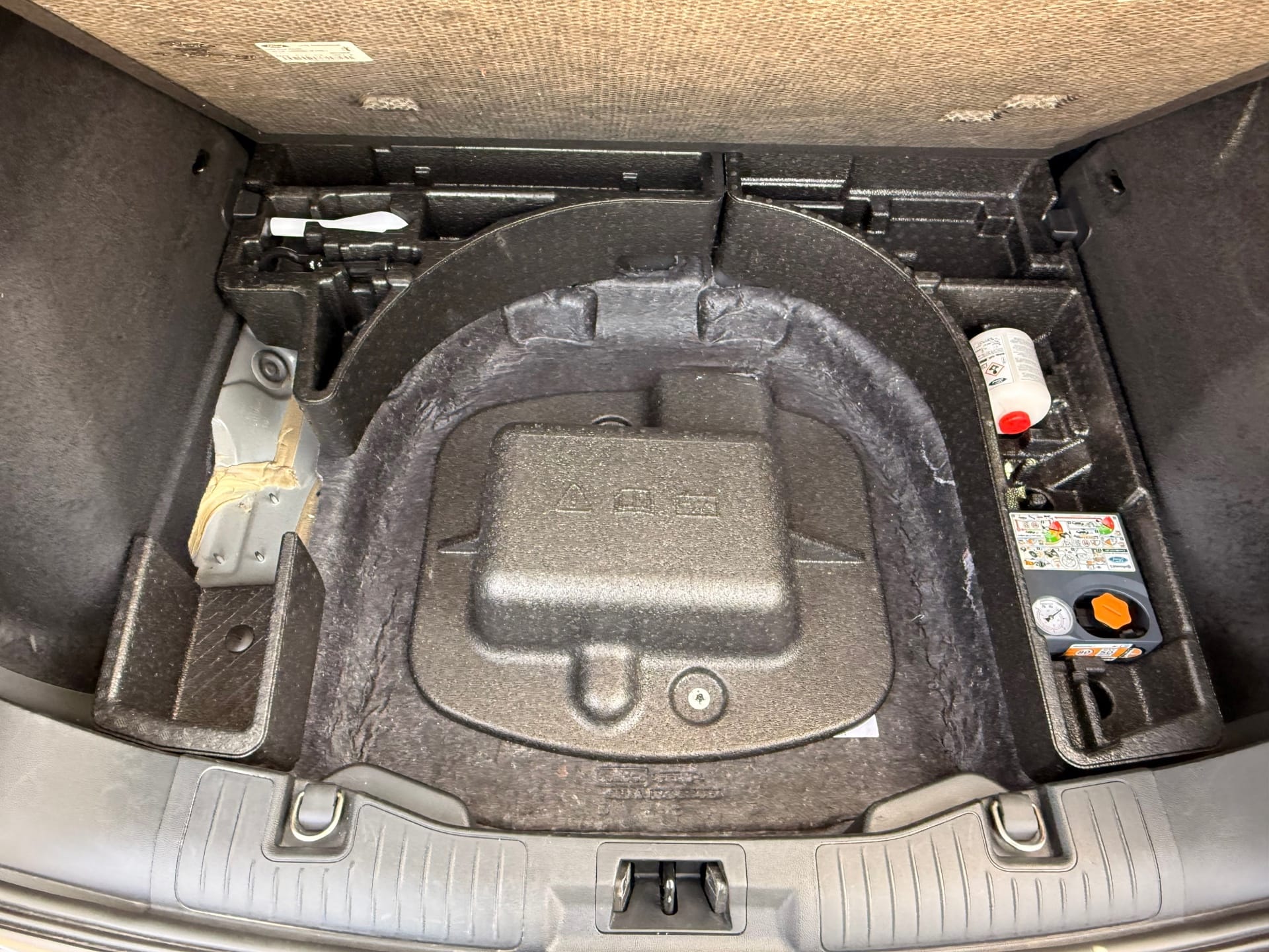 Ford Kuga 2.5 PHEV 225 ST-line X l B&O l LED l Winterpack afbeelding 13